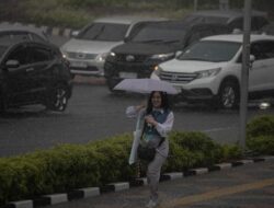 Jabodetabek Panas Saat Pagi dan Hujan Sore Hari, Apa Penyebabnya?