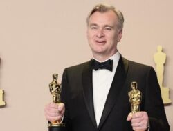 Kenapa Christopher Nolan Sering Rilis Layar Lebar pada Bulan Juli?