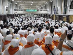 WNI Jemaah Umrah Meninggal Dunia usai Jatuh dari Tangga Pesawat