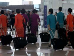 Jangan Salah, Tugas Utama Pramugari Bukan Layani Penumpang Pesawat Ya!