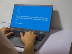 Microsoft Pensiunkan Blue Screen, Pesan Error Berubah Jadi Warna Ini