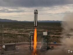 Roket Blue Origin Angkut 6 Orang ke Garis Karman