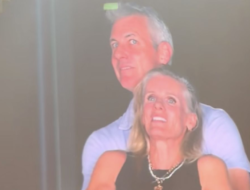 Warga AS Ramai Parodikan CEO Astronomer Terciduk di Pentas Musik Coldplay