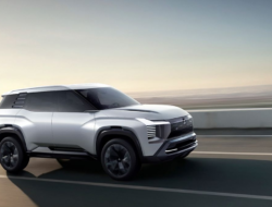 Dealer Mitsubishi Buka Pemesanan SUV Baru, Harga Rp400 Jutaan