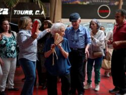 Lantai Dansa Jadi Pelipur Lara Bagi Lansia Venezuela