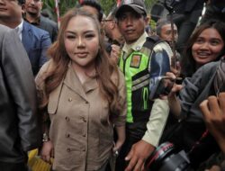 Permintaan Maaf Lisa Mariana ke Atalia Cinta soal Kisruh dengan RK