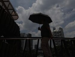 Studi BRIN Prediksi Suhu Surabaya Naik 5 Derajat pada 2050