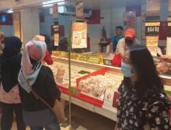 Borong Bun, Ayam Broiler Mulai Rp27 Ribuan di Transmart Full Day Potongan Harga