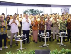 Menko Perekonomian Tinjau Program Pemagangan Nasional di Telkom