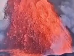 Lihat Langsung Semburan Lava Sampai saat ini 30 Meter di Kilauea Hawaii